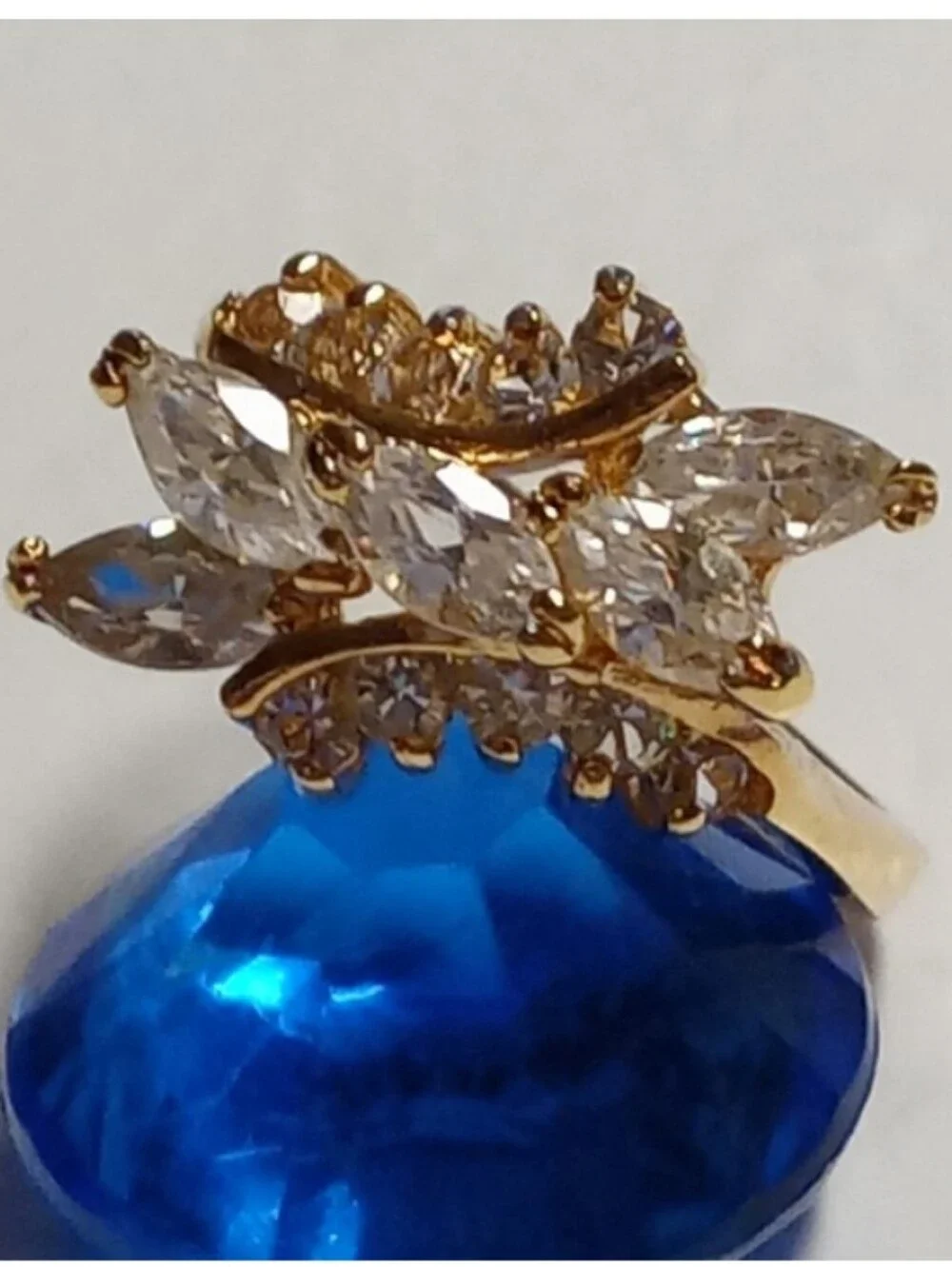 Vintage Gold Plated Cluster Ring with Australian Crystals Unique DAC Size 6
